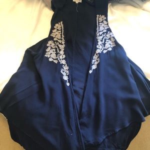 Swing Vest navy blue with white embroidery size SM lightweight rayon polyester